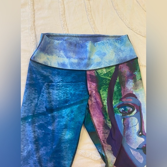 Nominou Activewear Fine Art Leggings Size Large - Picture 4 of 7
